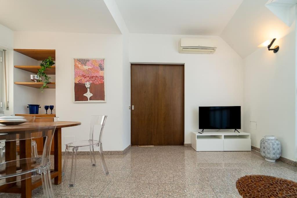 5 Giornate Apt Con Terrazzo E Garage Privato Milano Esterno foto